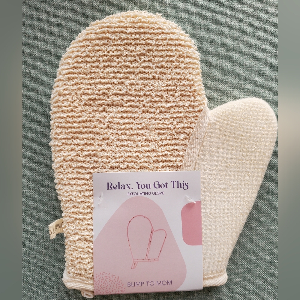 Bump to Mom - Exfoliating Glove - BNWT